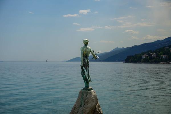 Maiden with the Seagull Statue