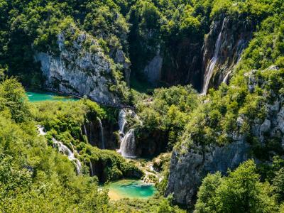 Hiking Plitvice Lakes in Early Spring