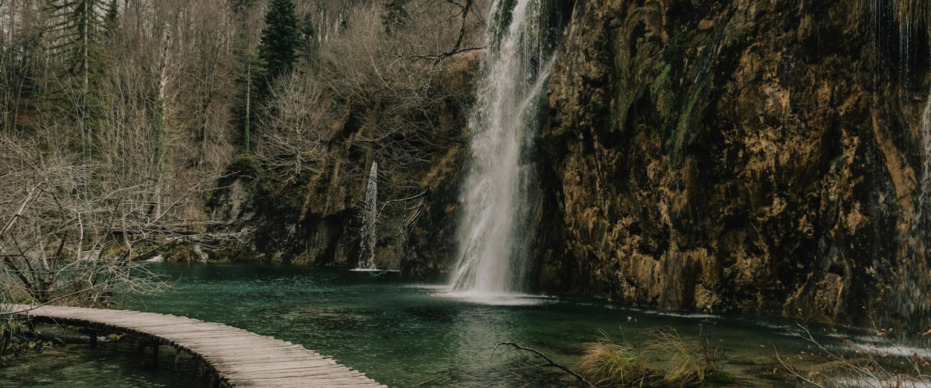 The Ultimate Guide to Visiting Plitvice Lakes in Winter