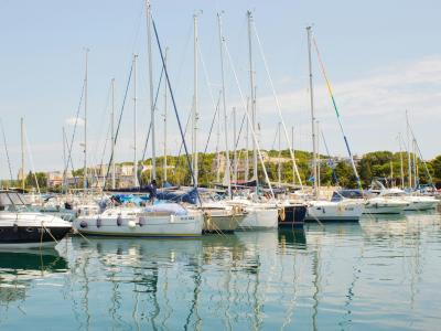 Luxury Yacht Experiences in Hvar