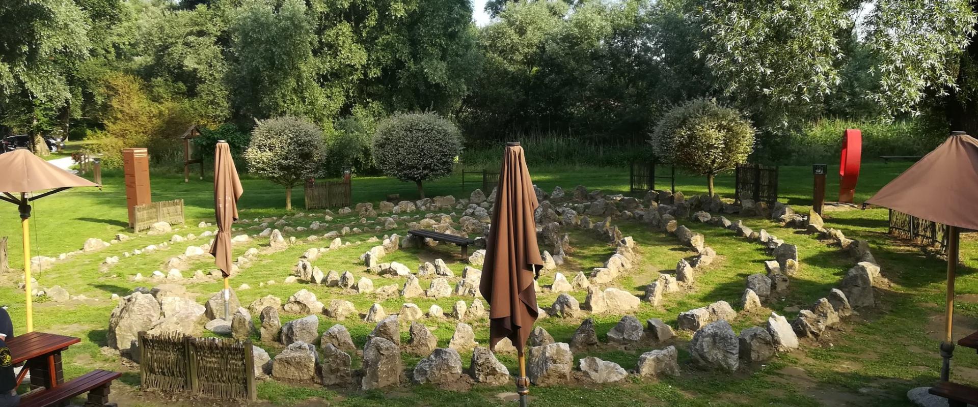Labyrinth of Love