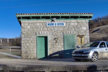 Hum,Croatia-Hum railway station - panoramio
