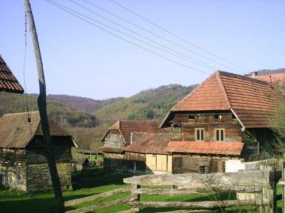 Kordun-roubená lidová architektura2