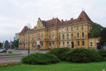 Muzej za umetnost i obrt - panoramio