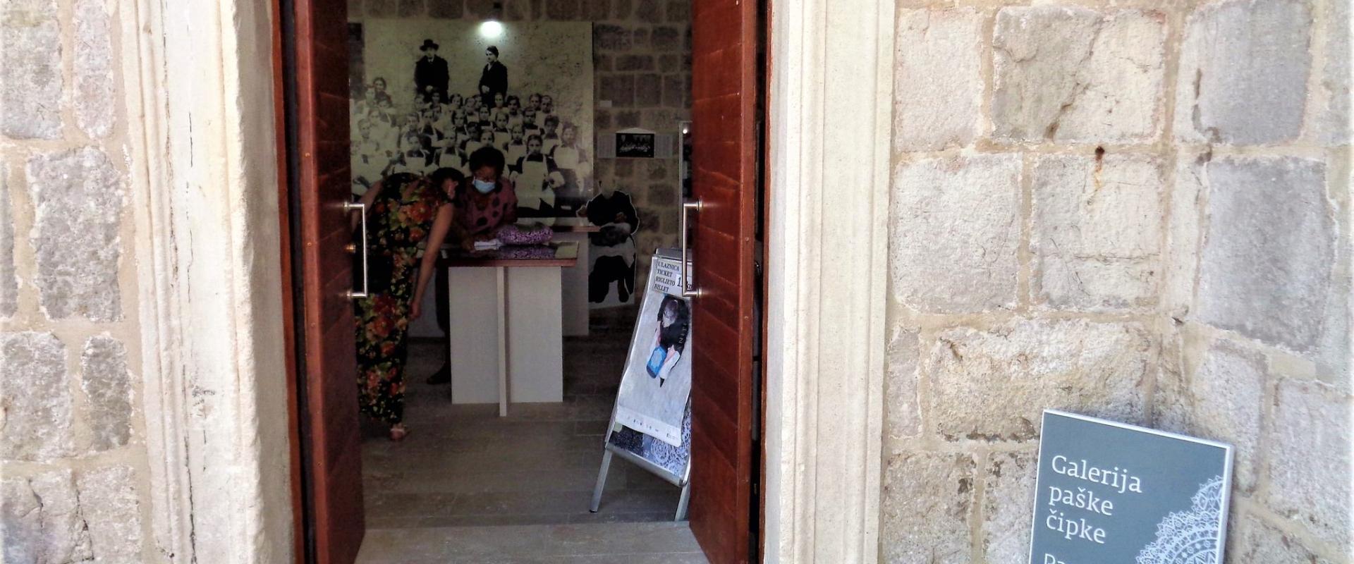 Pag Lace Gallery