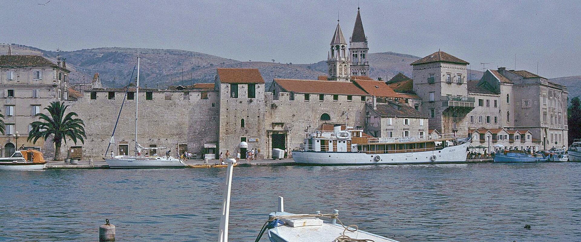 Trogir Promenade (Riva)