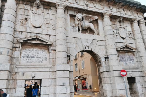 North Gate (Land Gate)
