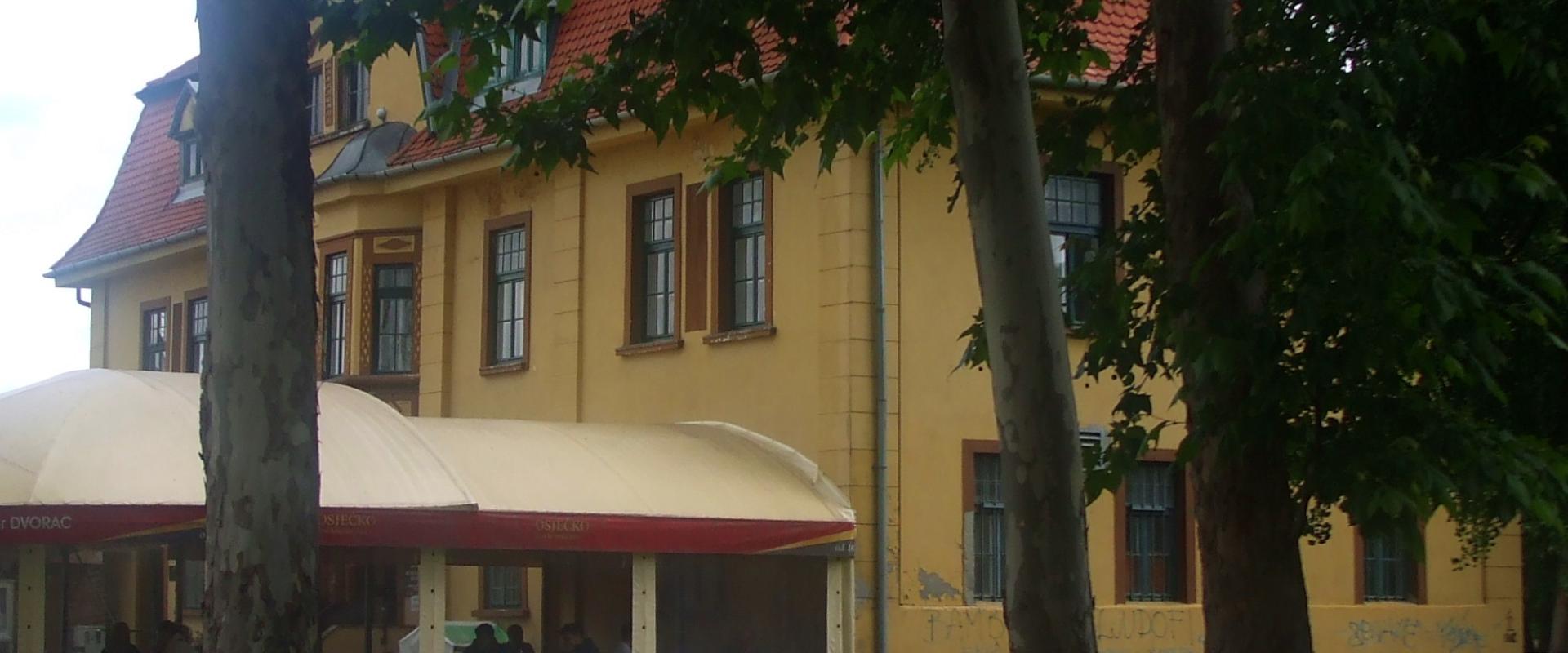Mačkamama (Osijek)