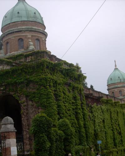 The ivy-covered arcades and domes of Mirogoj in Zagreb