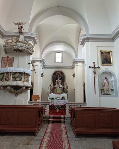 Kirche Hum - Innenansicht