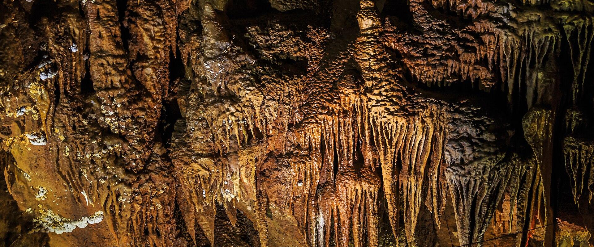 Baredine Cave