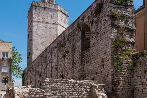 Compact Fortified Old Town (Zadar)