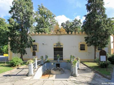 Druvarske toplice, Julijev park 07