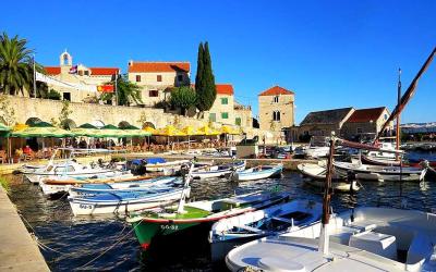 Bol, Croatia - panoramio - Zoran Kurelić Rabko (1)