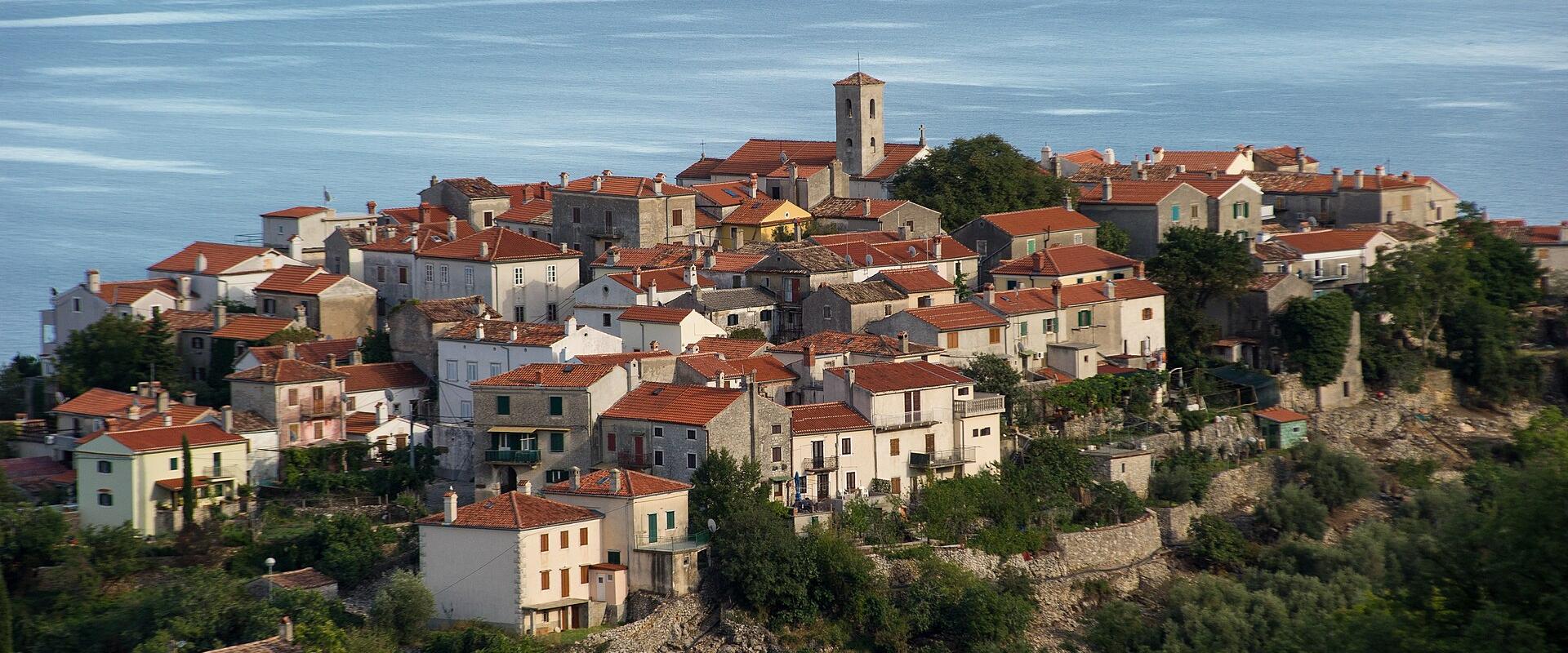 The hilltop village of Beli on Cres, home of the griffon vulture visitor centre