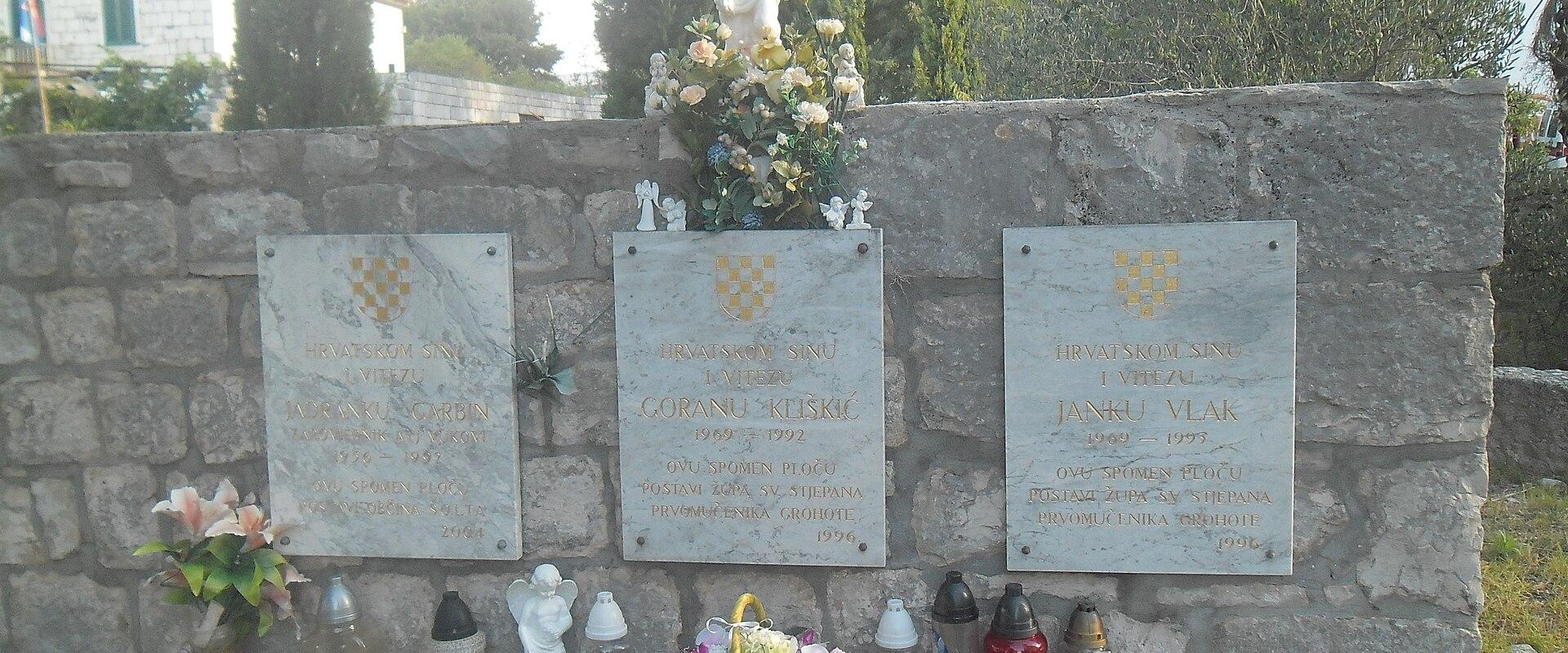 Grohote Graveyard (Vesna Parun's Grave)
