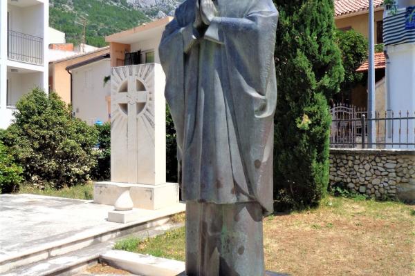 Statue of Cardinal Alojzije Stepinac