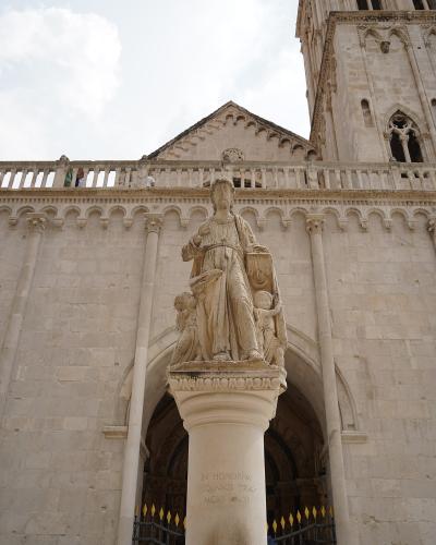 Trogir, stonework and statue